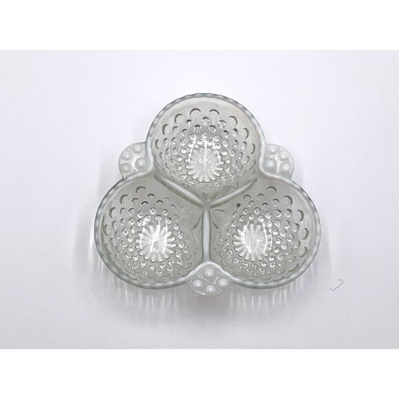 Vintage Fenton style glass hobnail candy dish Three section glass nut bowl - Picture 3 of 8